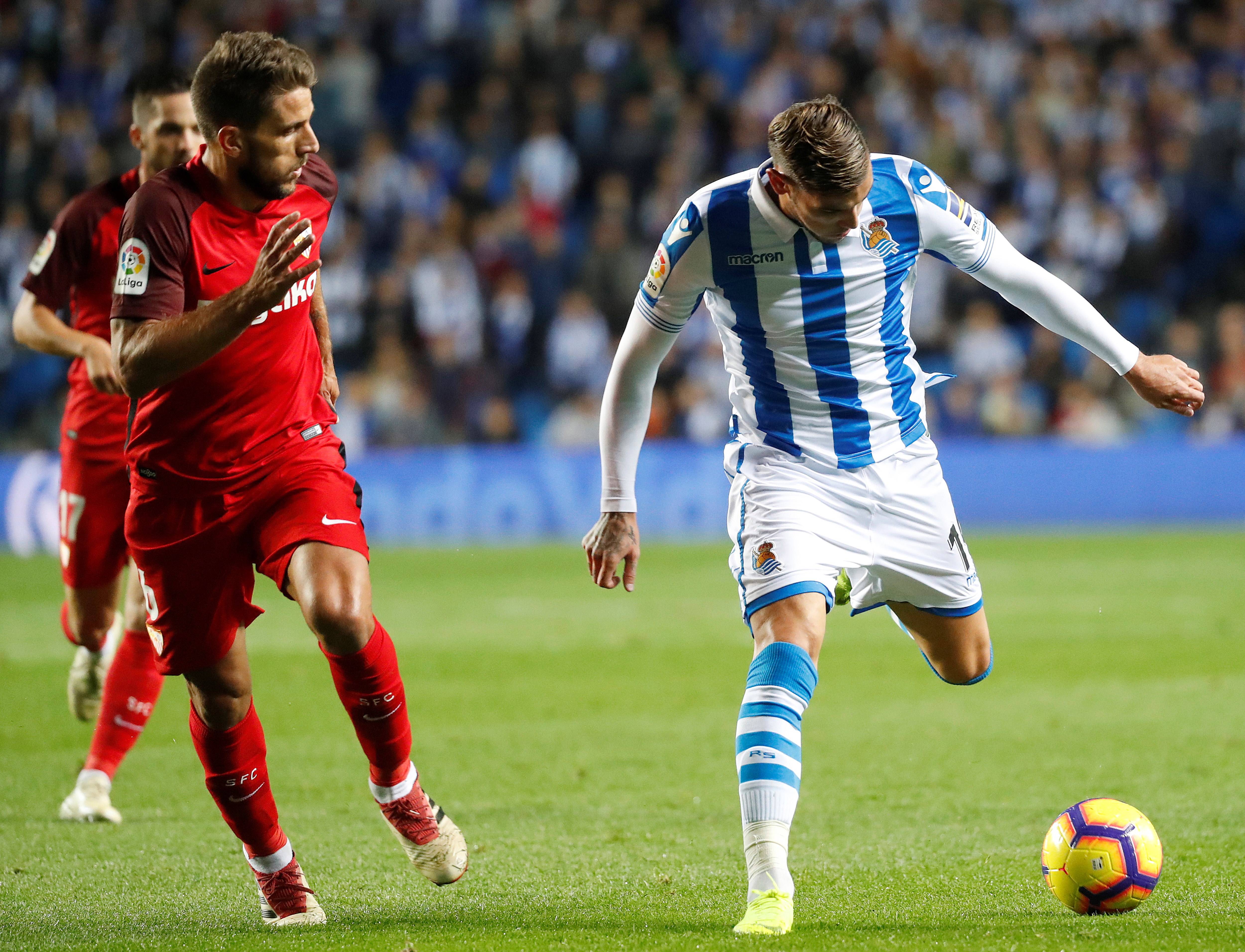 开云-巴伦西亚队实力集中在中场，前途不明朗