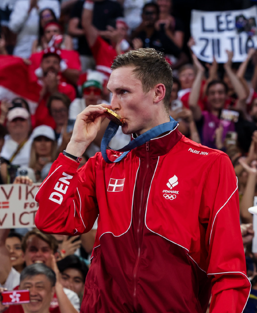 开云下载-马来西亚队险胜日本队,安赛龙惊艳四座