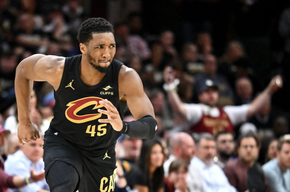 开云平台-山西队翻盘江苏队，米切尔点燃赛场