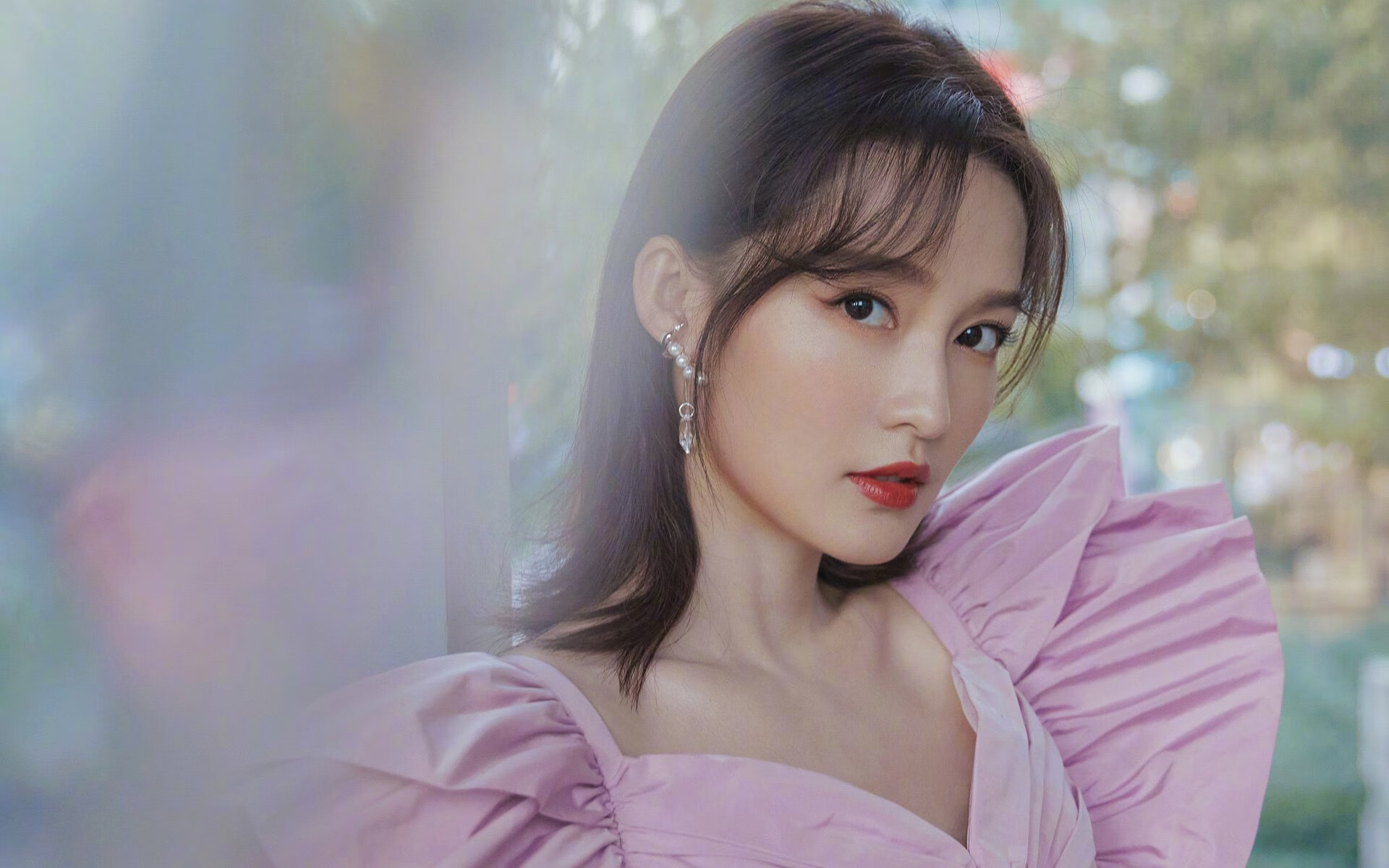 历史唯一!詹姆斯对阵中国球队轰下40+三双,一肩扛起攻防两端碾压深圳队