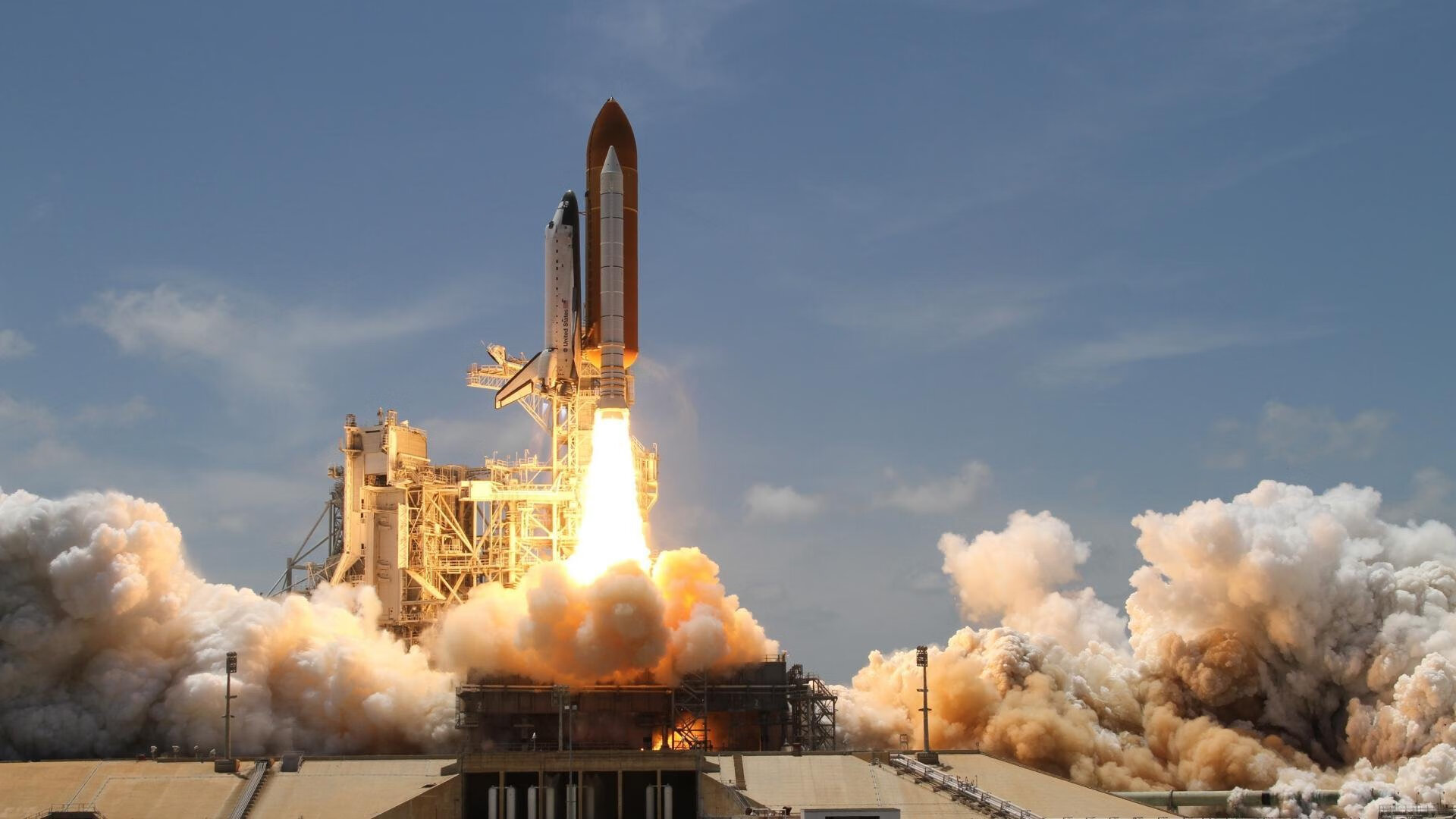 开云体育app-阿劳霍封神之夜！世界排名争夺战中的满分后卫