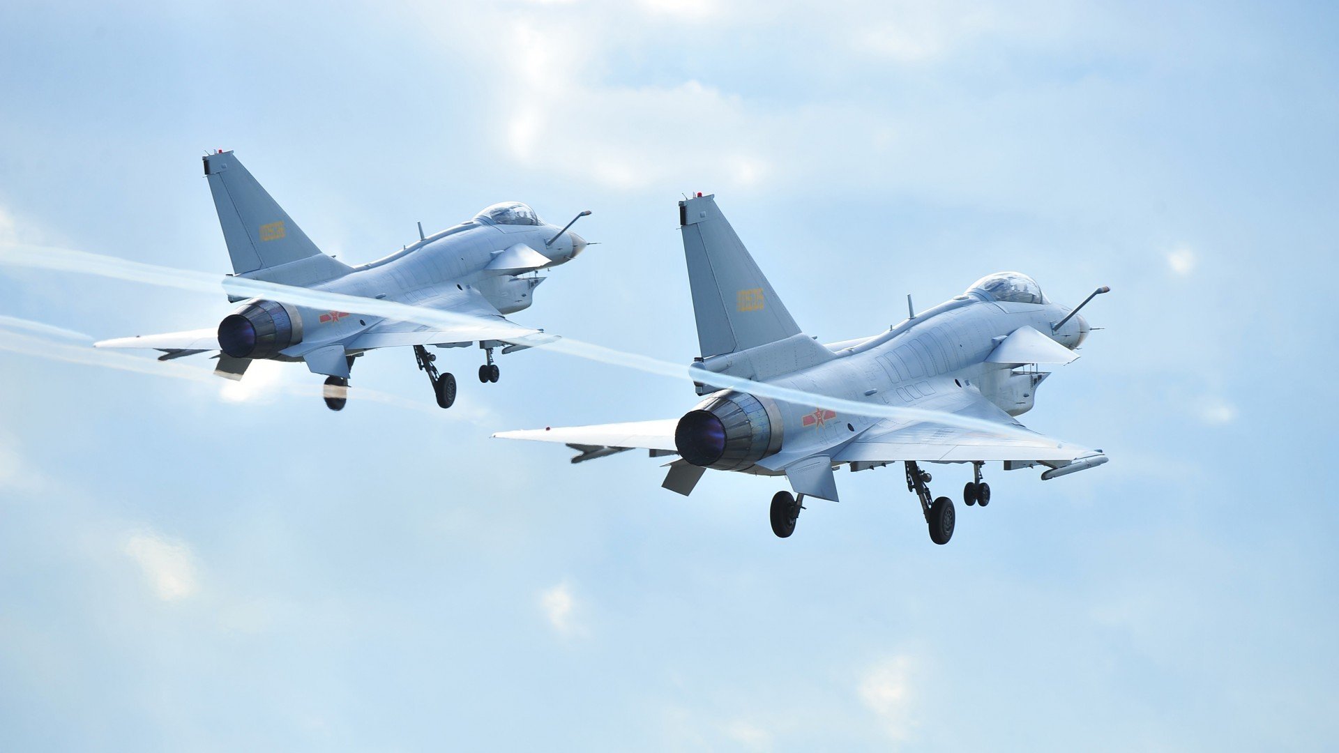 围城之后，天光乍破，曼城跨越蓝桥的心理密钥