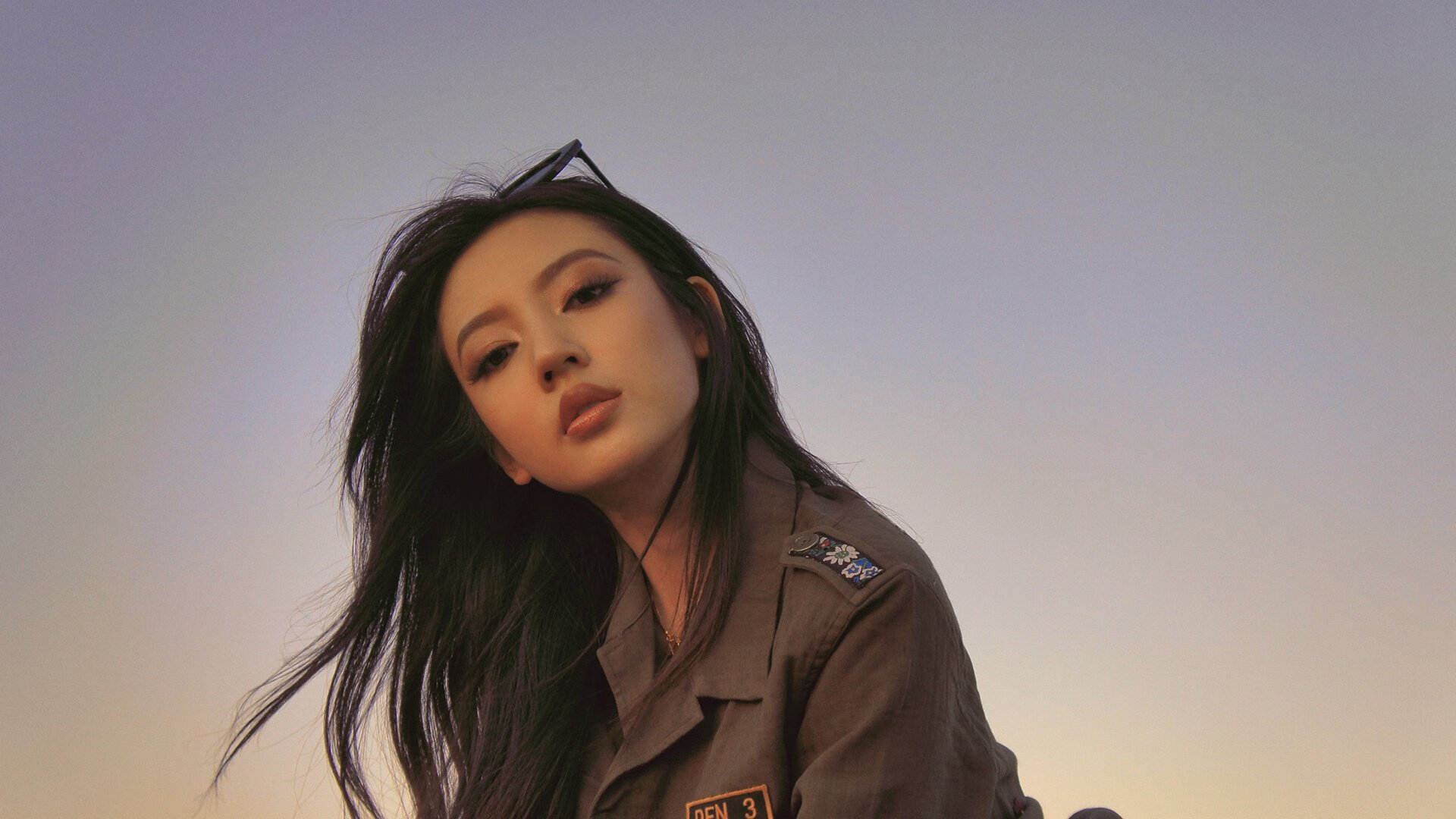 赛道与球场，当太阳在弯道超车勇士—一场唯一性的竞技风暴