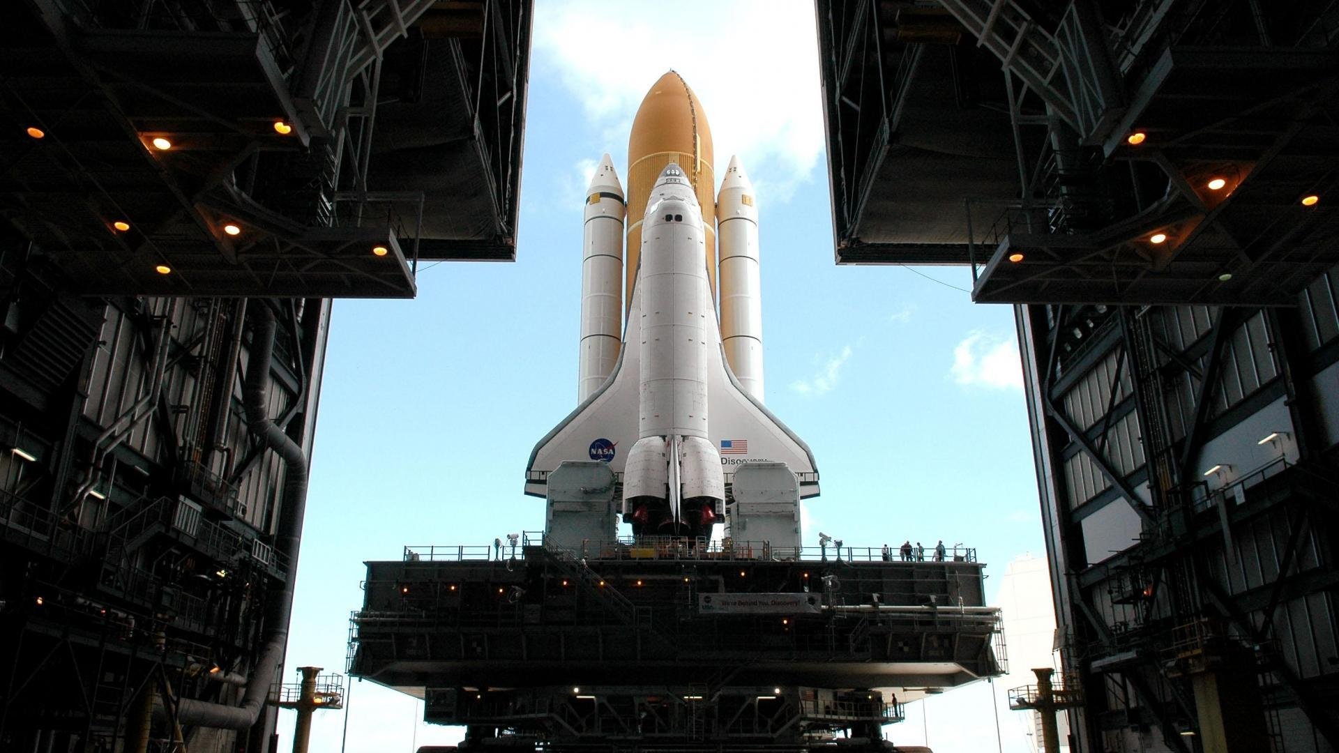 开云下载-逆鳞之战,西亚卡姆+鲍威尔双核驱动,快船破绿军不败金身